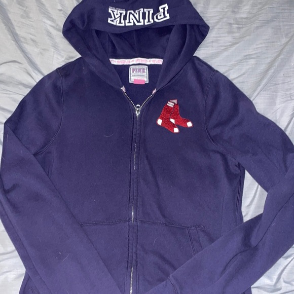 VS pink Red Sox sweatshirt - Picture 1 of 4